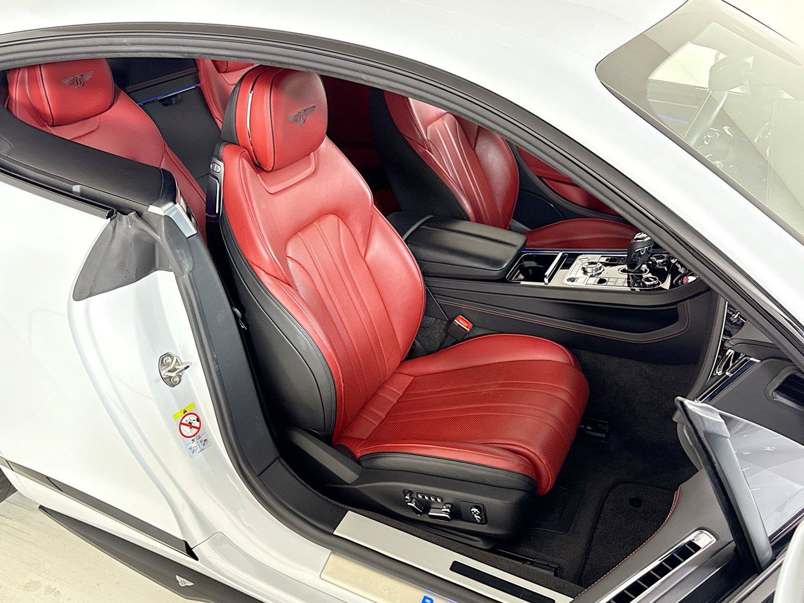 Used 2022 Bentley Continental GT AWD/4WD image 27