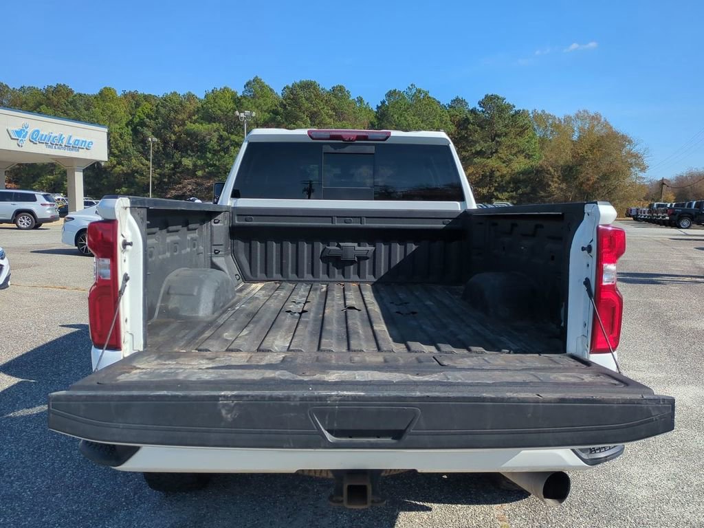 Used 2022 Chevrolet Silverado 2500 LTZ w/ LTZ Plus Package image 13