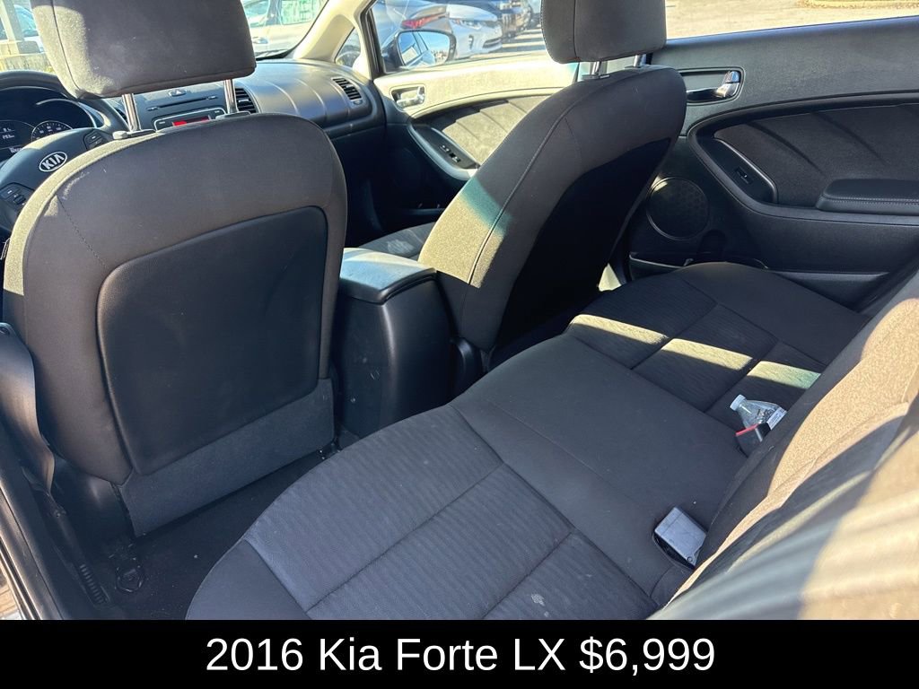 Used 2016 Kia Forte LX image 12