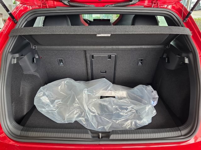 New 2026 Volkswagen GTI SE FWD image 12