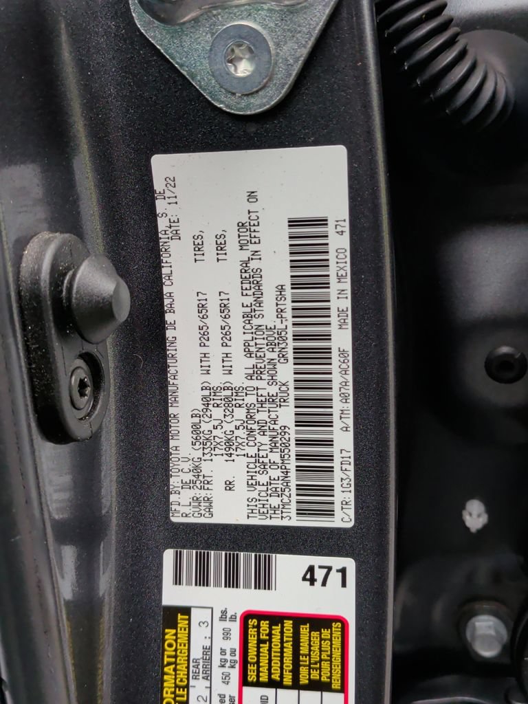 Used 2023 Toyota Tacoma TRD Sport AWD/4WD image 33