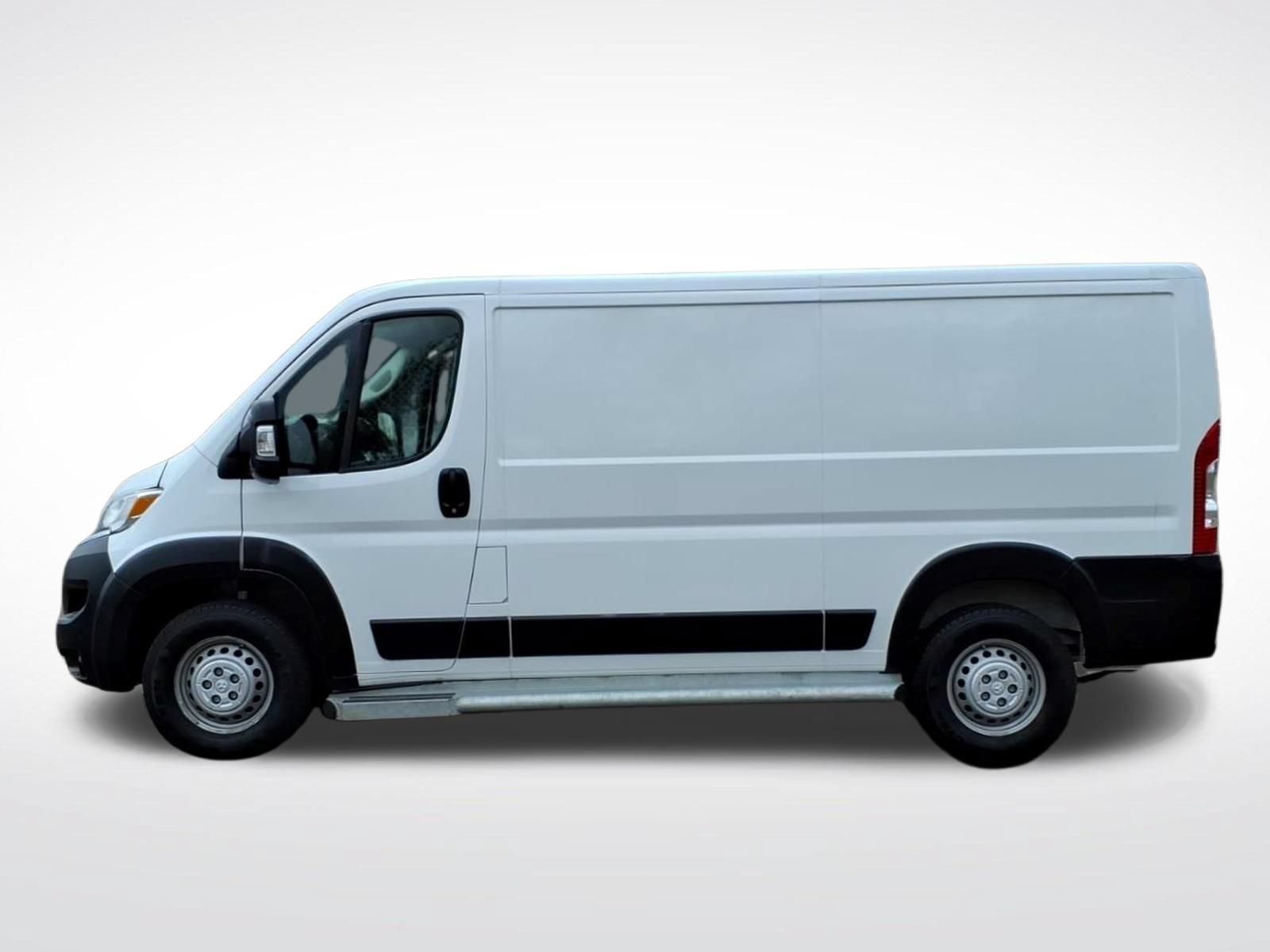 Used 2025 RAM ProMaster 2500 w/ U-Haul Equipment Group FWD image 2