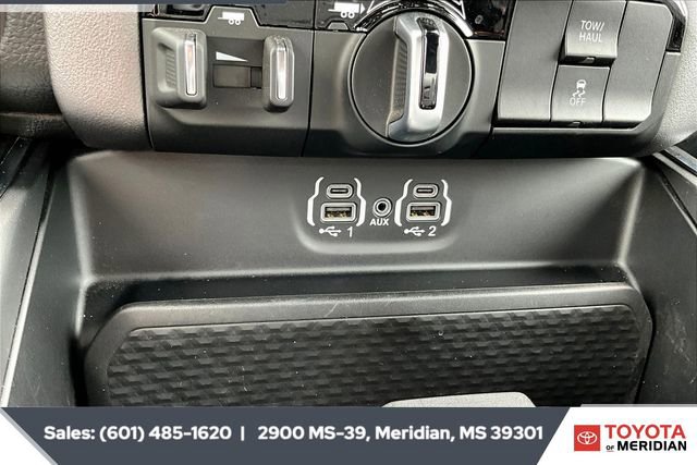 Used 2024 RAM 1500 Big Horn w/ Trailer Tow Group image 22