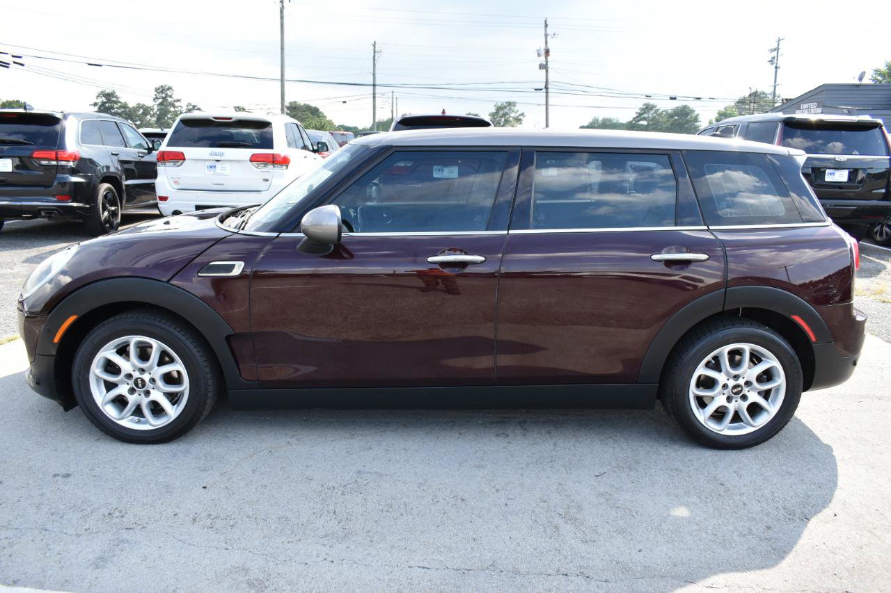Used 2017 MINI Cooper Clubman FWD image 9