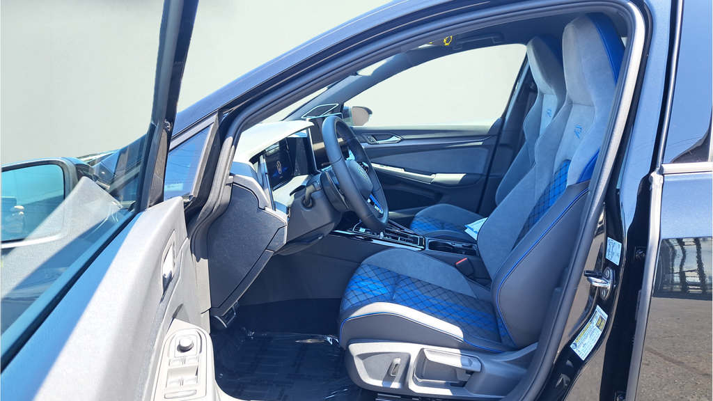 New 2026 Volkswagen Golf w/ Euro Style Package AWD/4WD image 10