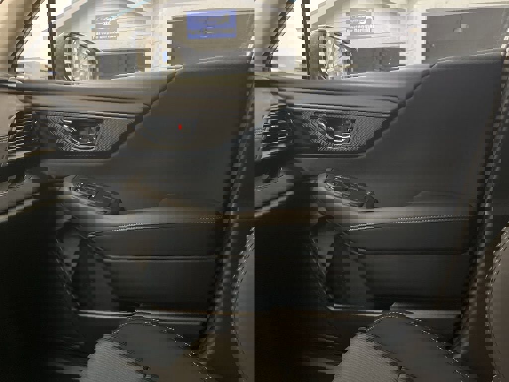 Used 2025 Subaru Legacy Premium image 16