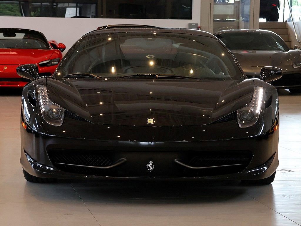 Used 2011 Ferrari 458 Italia Coupe RWD image 22
