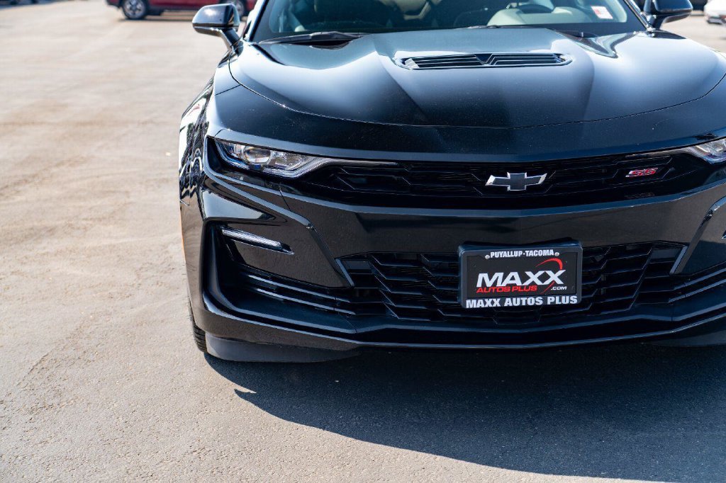 Used 2023 Chevrolet Camaro SS RWD image 5