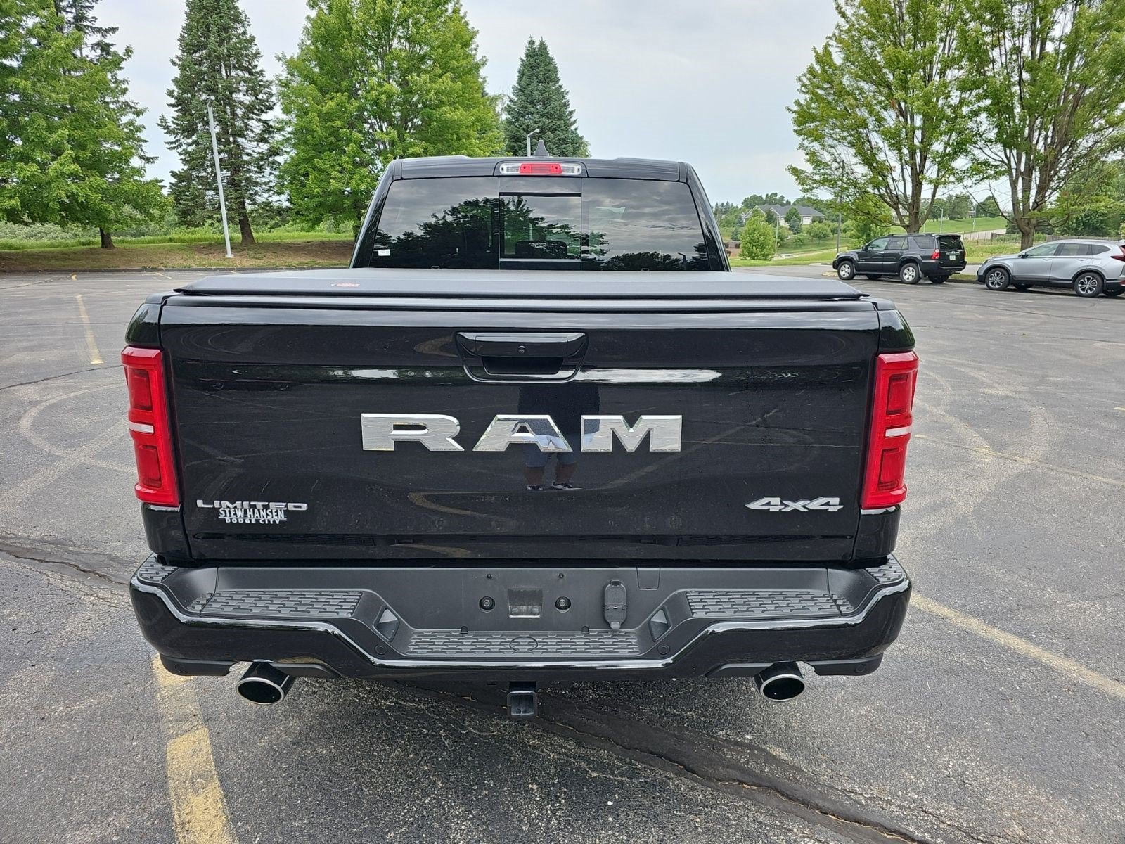 Used 2026 RAM 1500 Limited w/ Body Color Bumper Group AWD/4WD image 5
