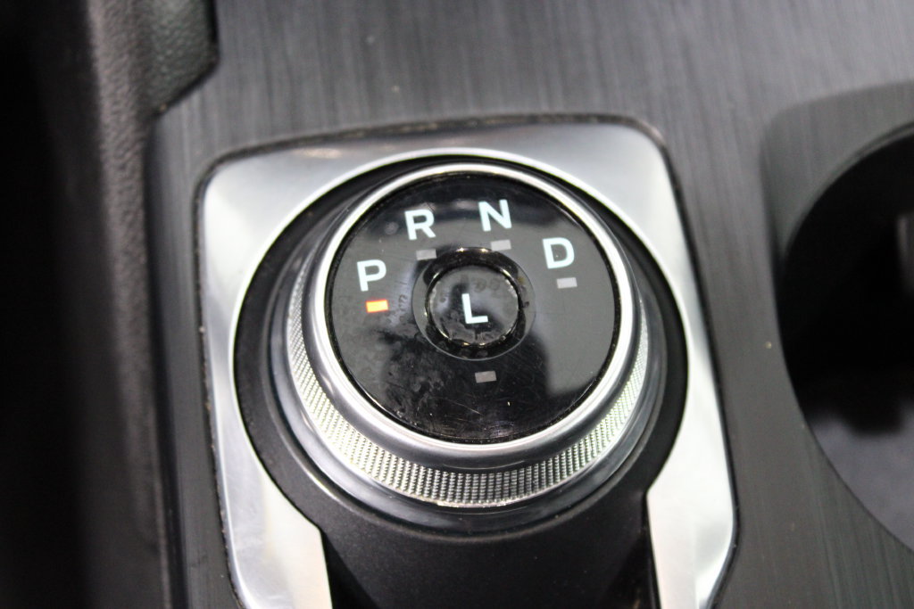 Used 2025 Ford Escape ST-Line FWD image 36