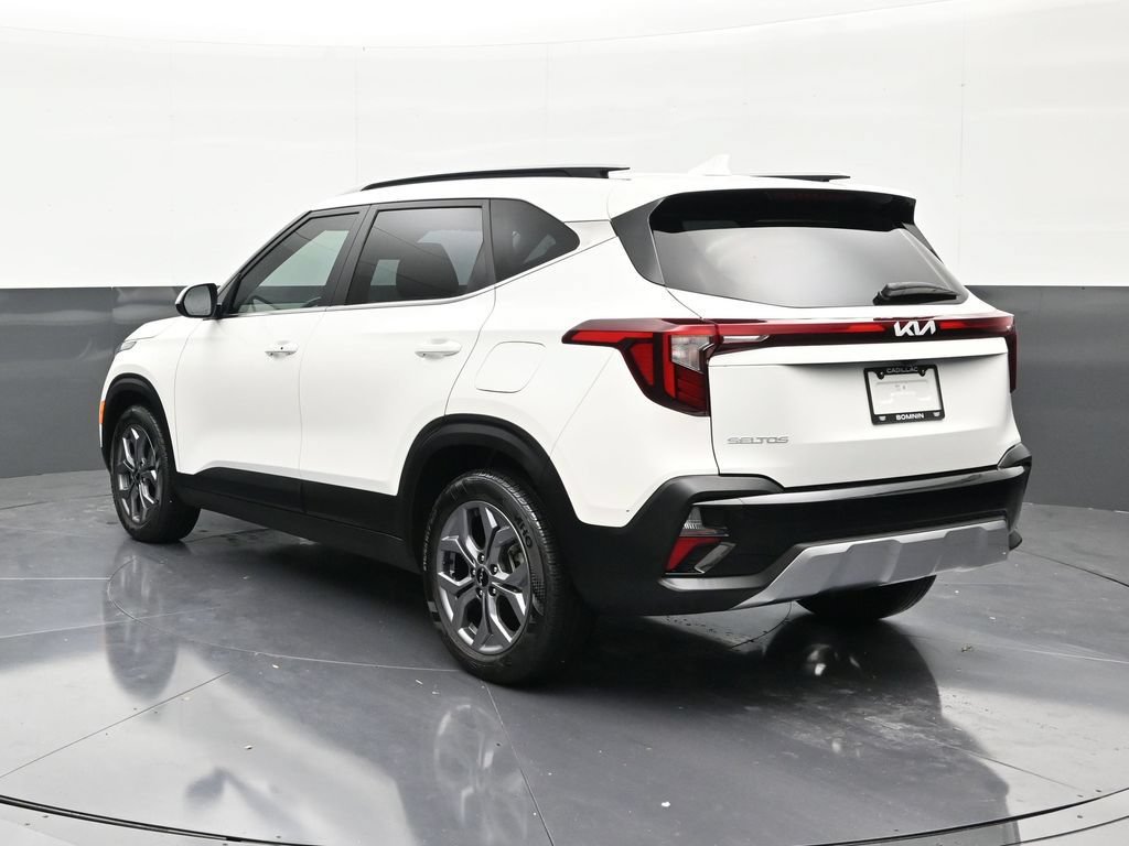 Used 2024 Kia Seltos S FWD image 3