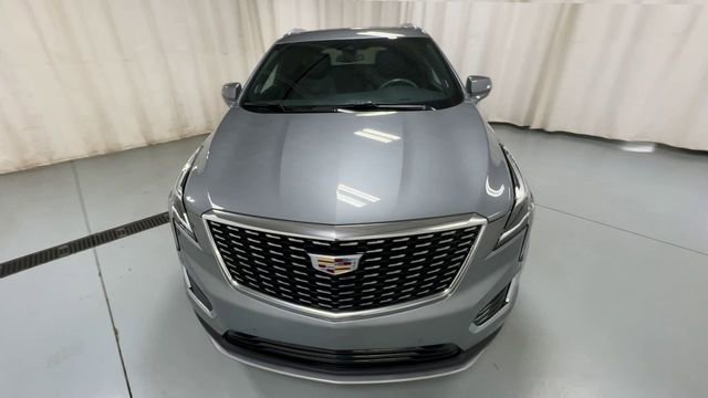 Certified 2023 Cadillac XT5 Premium Luxury image 3