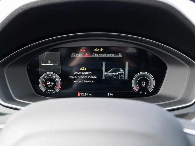 Certified 2025 Audi Q5 2.0T Premium w/ Convenience Plus Package image 24