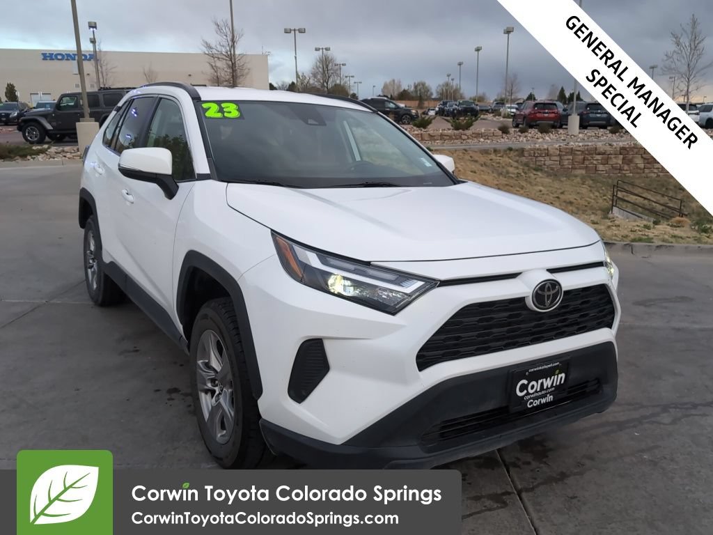 Used 2023 Toyota RAV4 XLE AWD/4WD image 1