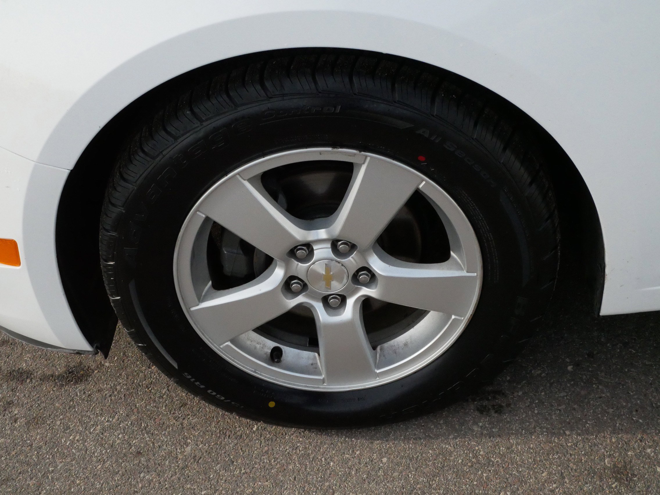 Used 2015 Chevrolet Cruze LT image 16