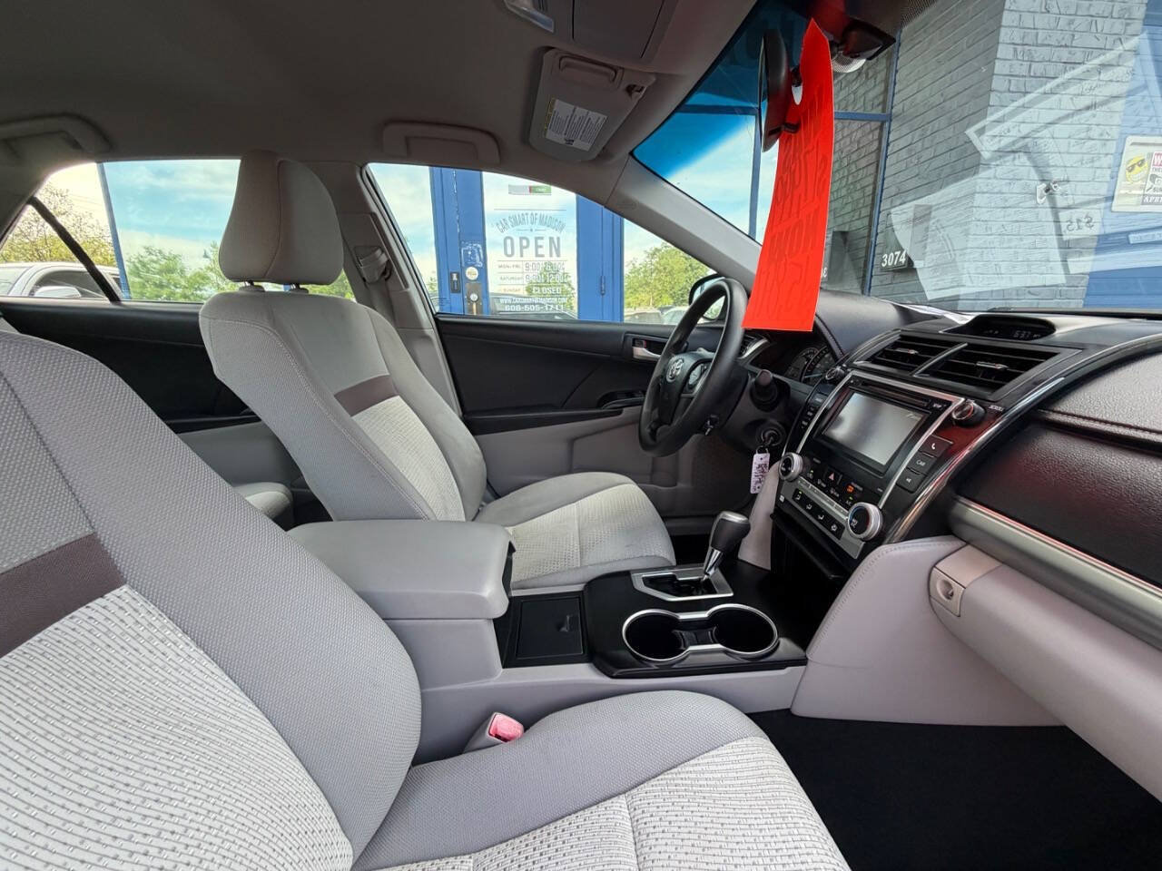 Used 2012 Toyota Camry LE w/ Preferred Accessory Pkg FWD image 26