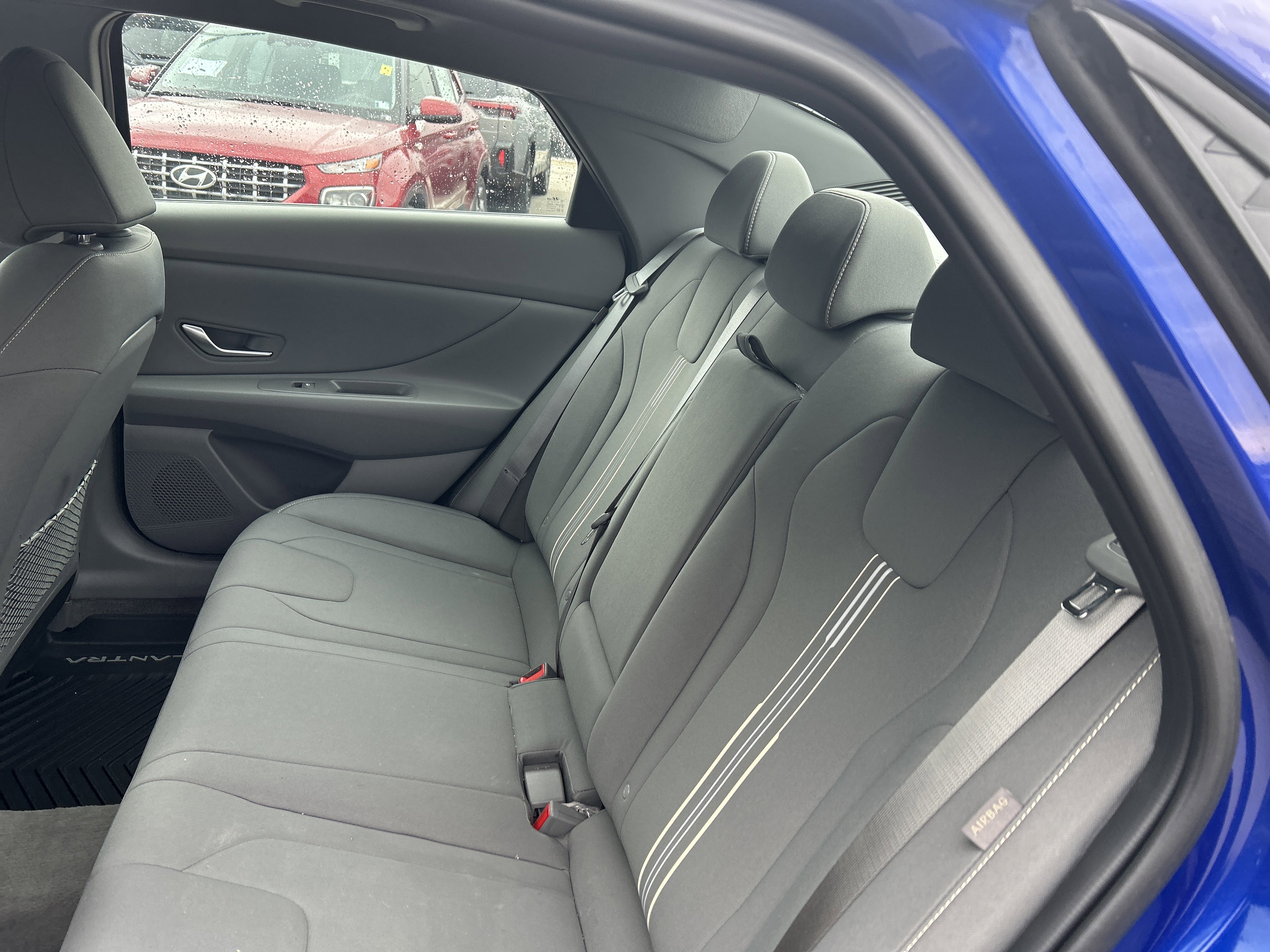 Used 2025 Hyundai Elantra SEL FWD image 28