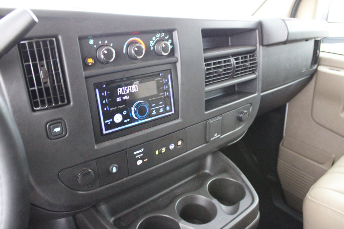 Used 2025 Chevrolet Express 2500 w/ Driver Convenience Package RWD image 21