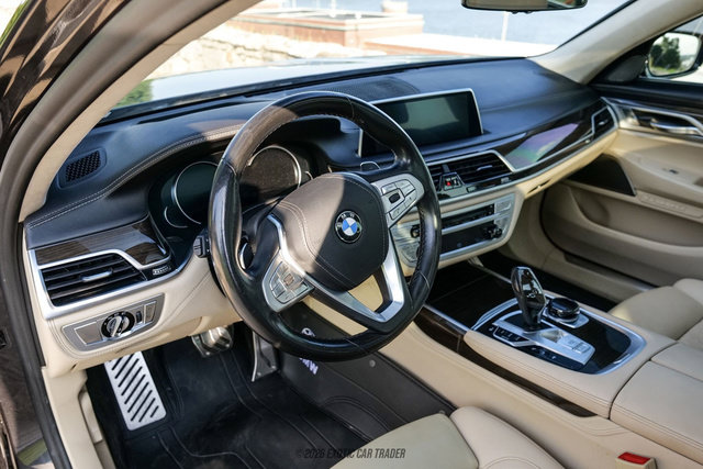 Used 2019 BMW 750i xDrive w/ Executive Package AWD/4WD image 28