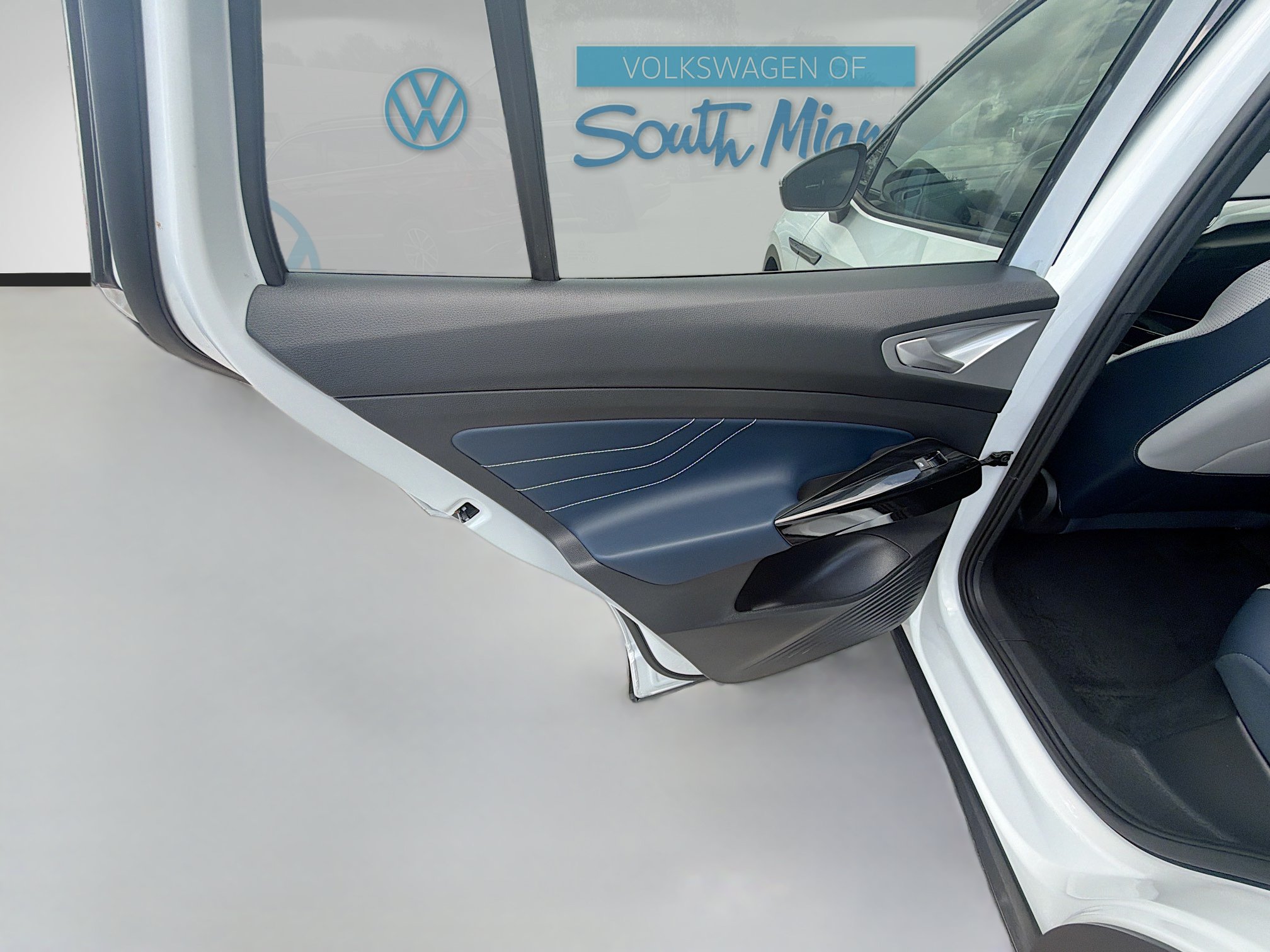 Used 2024 Volkswagen ID.4 Pro S RWD image 26