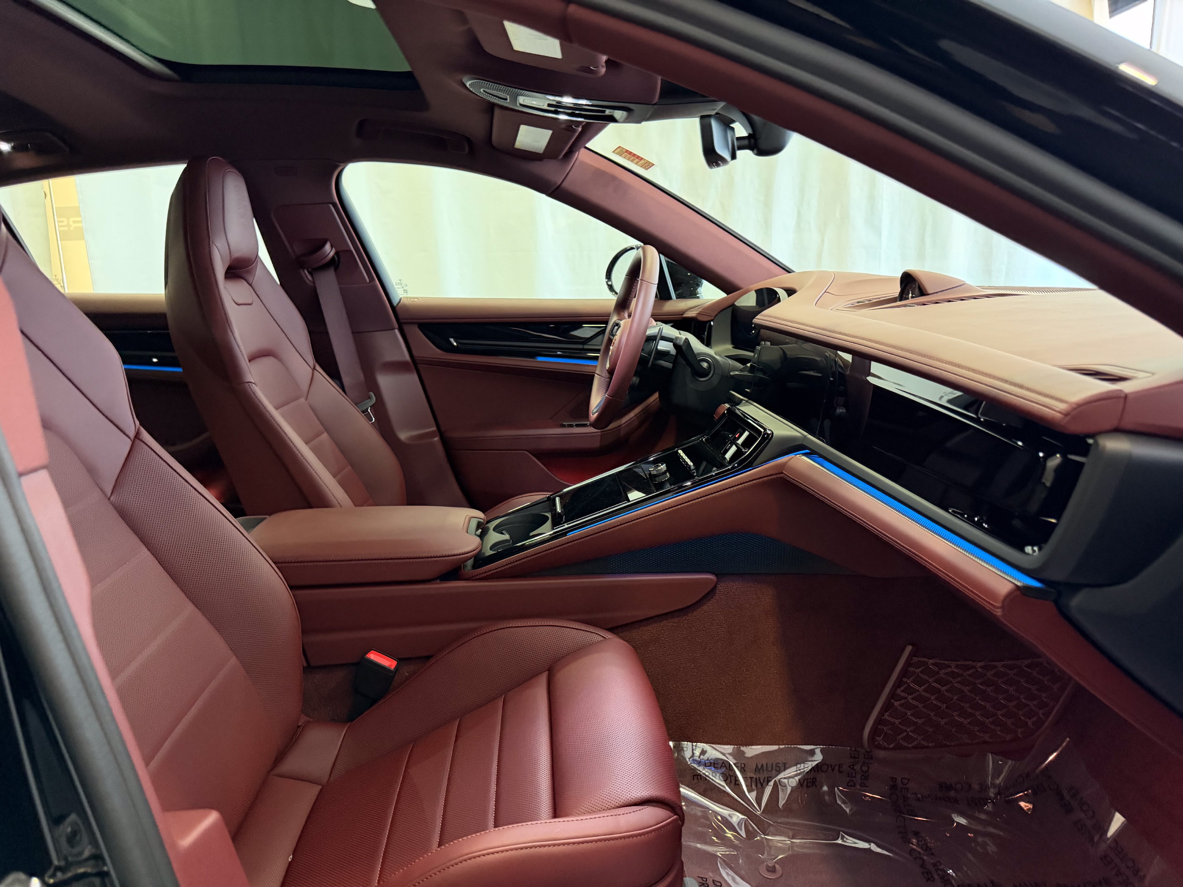 New 2027 Porsche Panamera 4 AWD/4WD image 16