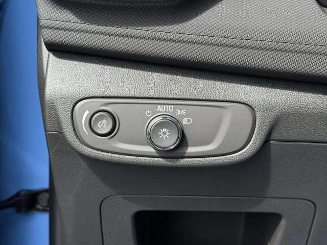 Used 2024 Chevrolet TrailBlazer LT w/ LT Cold Weather Package image 16