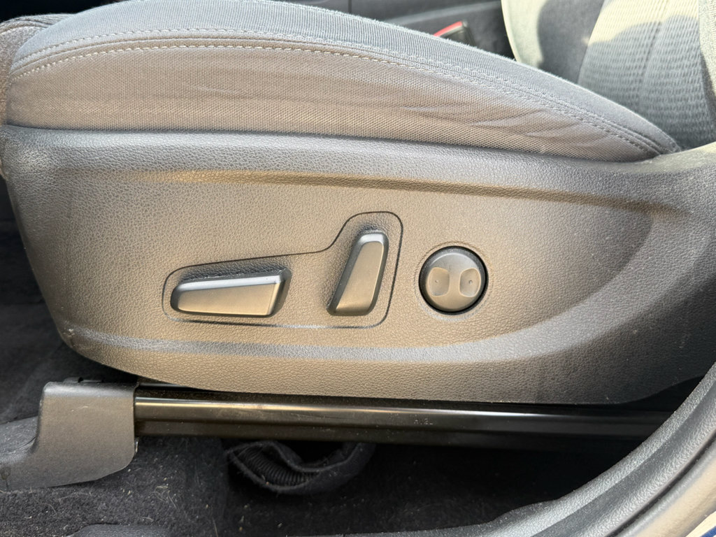 Used 2022 Hyundai Santa Fe XRT FWD image 22