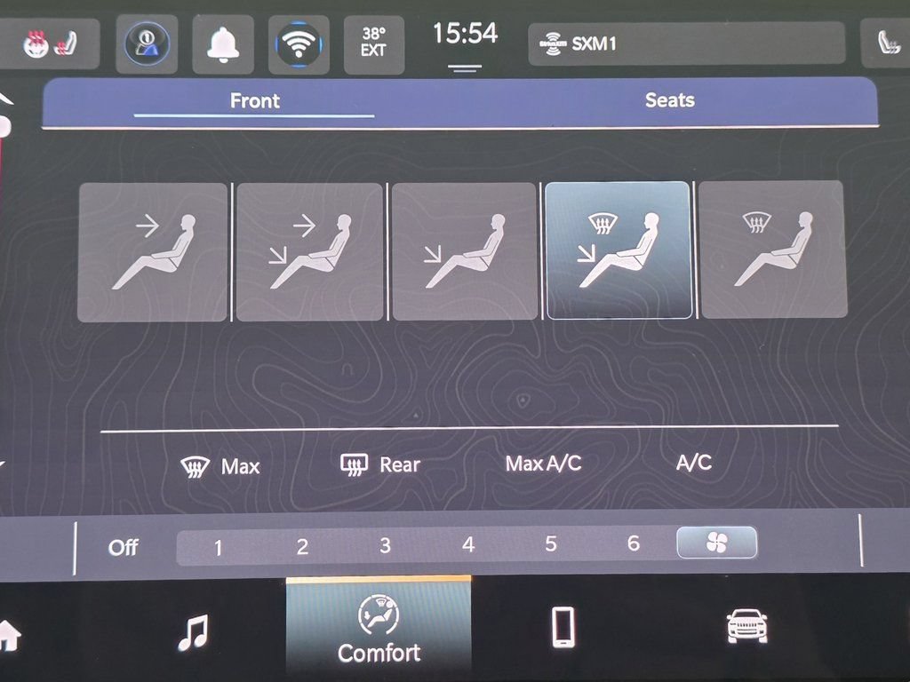 New 2026 Jeep Compass Latitude AWD/4WD image 33