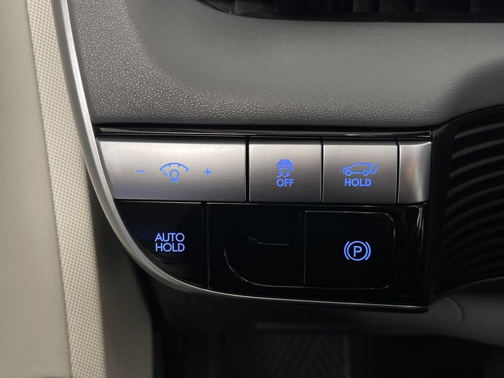 Certified 2022 Hyundai Ioniq 5 Limited AWD/4WD image 30