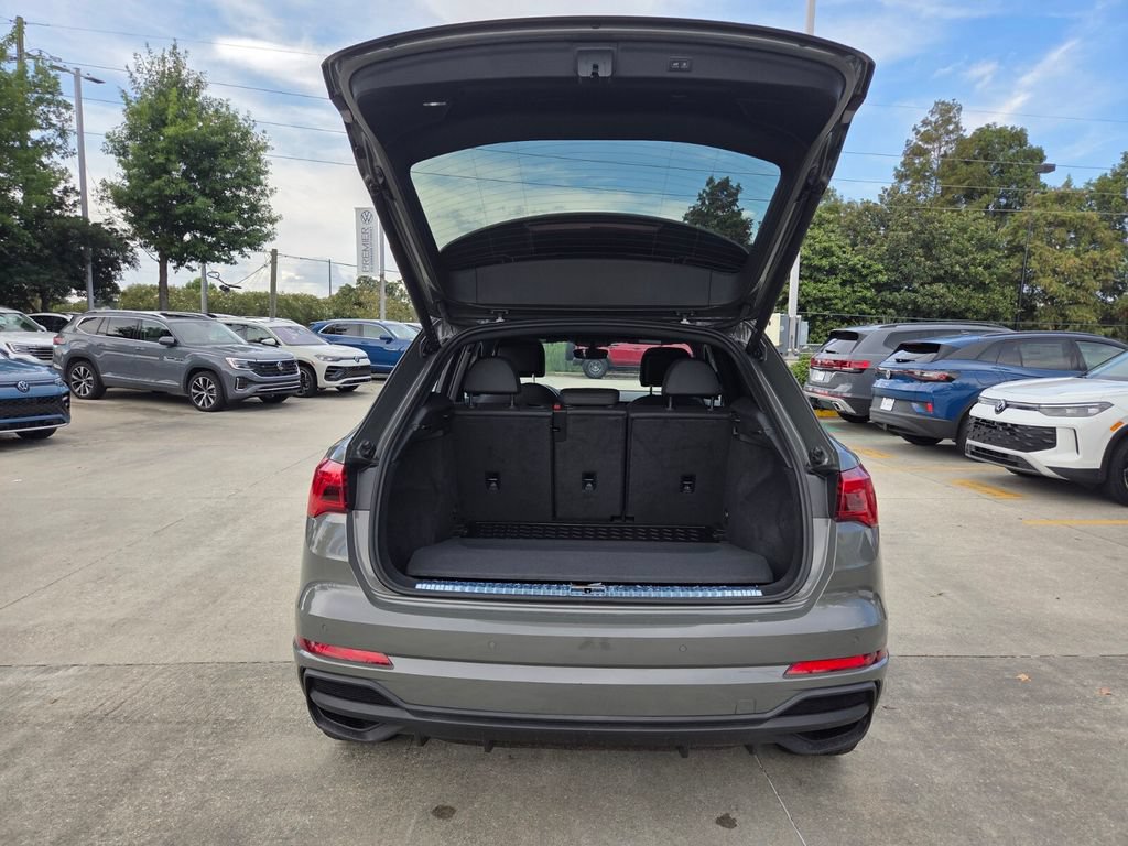 Used 2023 Audi Q3 2.0T Premium AWD/4WD image 27