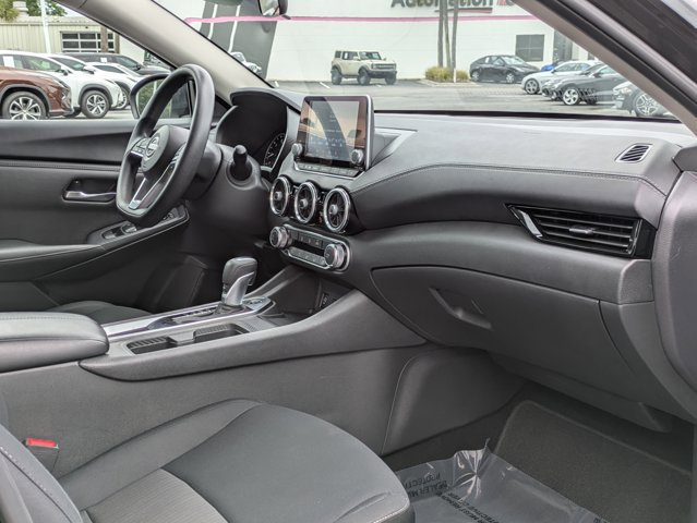 Used 2024 Nissan Sentra SV FWD image 25