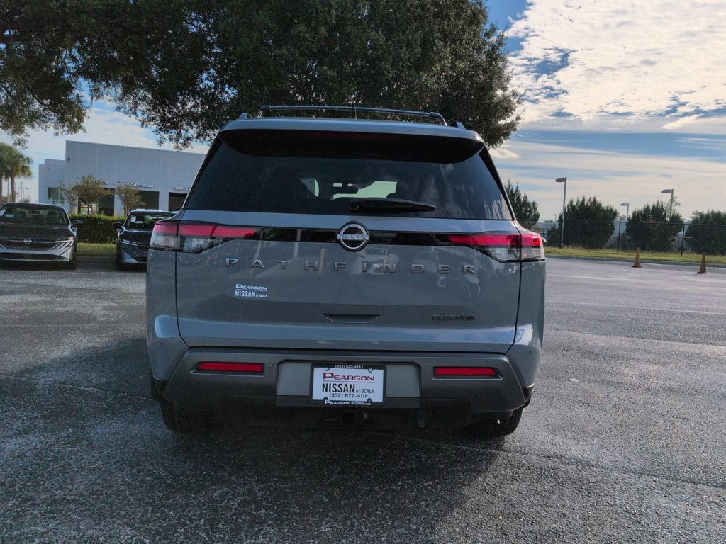 New 2026 Nissan Pathfinder Platinum FWD image 5