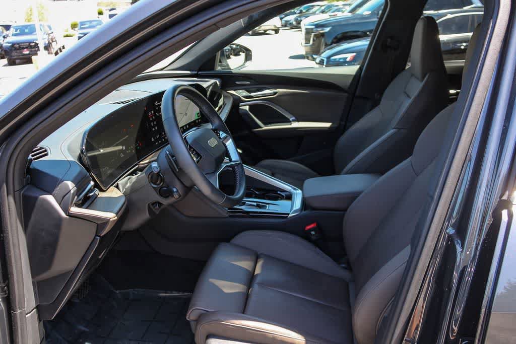 Used 2025 Audi Q5 Premium Plus w/ Premium Plus AWD/4WD image 19