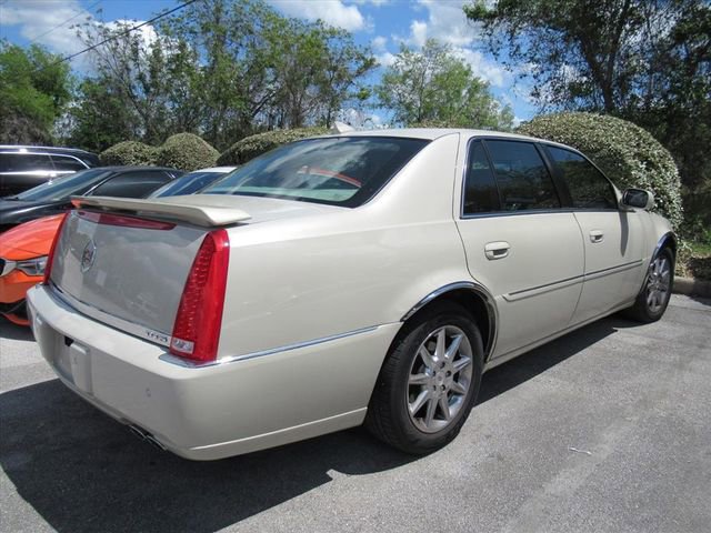 Used 2011 Cadillac DTS Luxury image 2