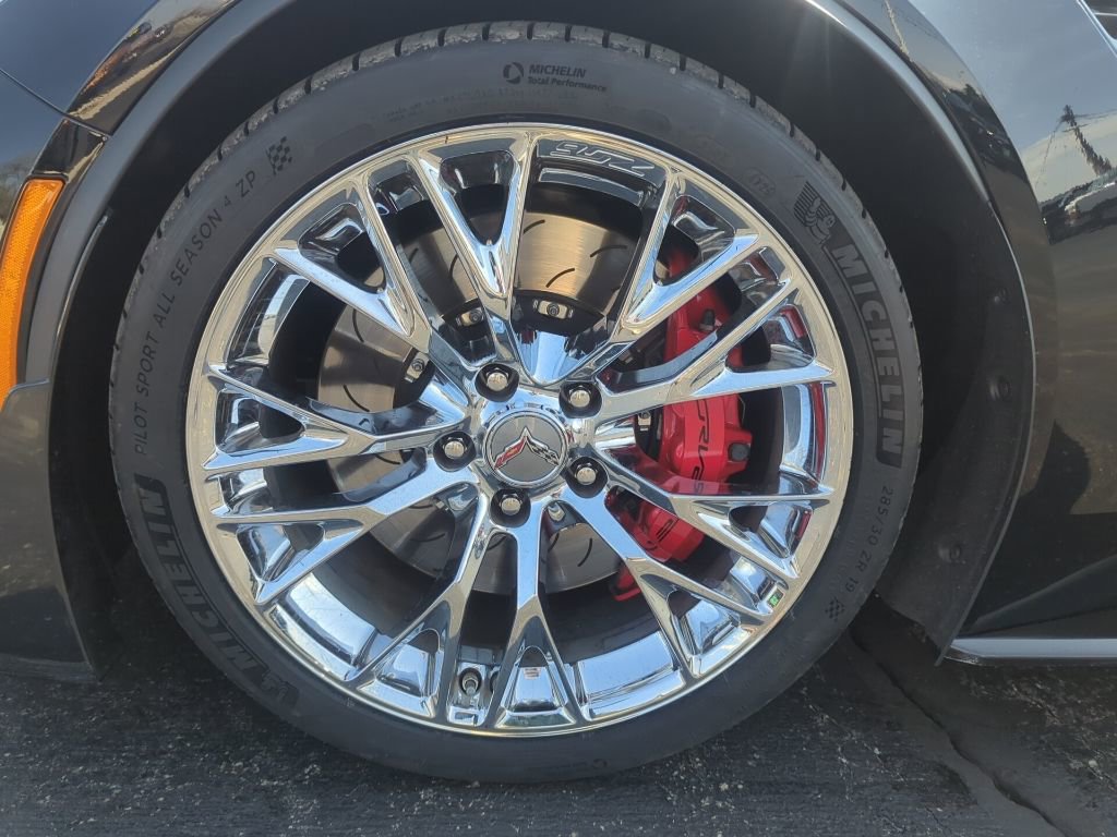 Used 2017 Chevrolet Corvette Z06 image 15
