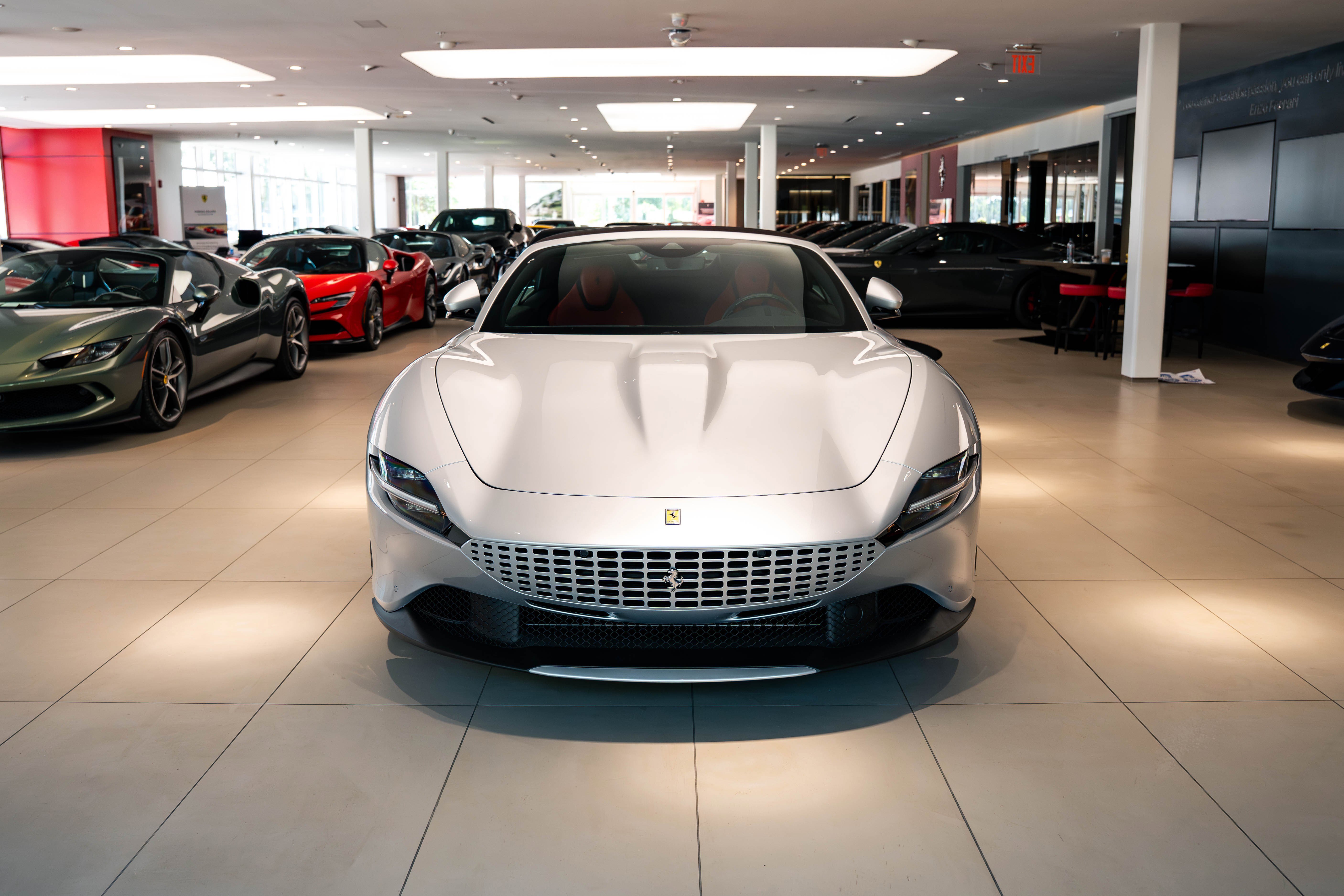 Used 2024 Ferrari Roma Spider image 32