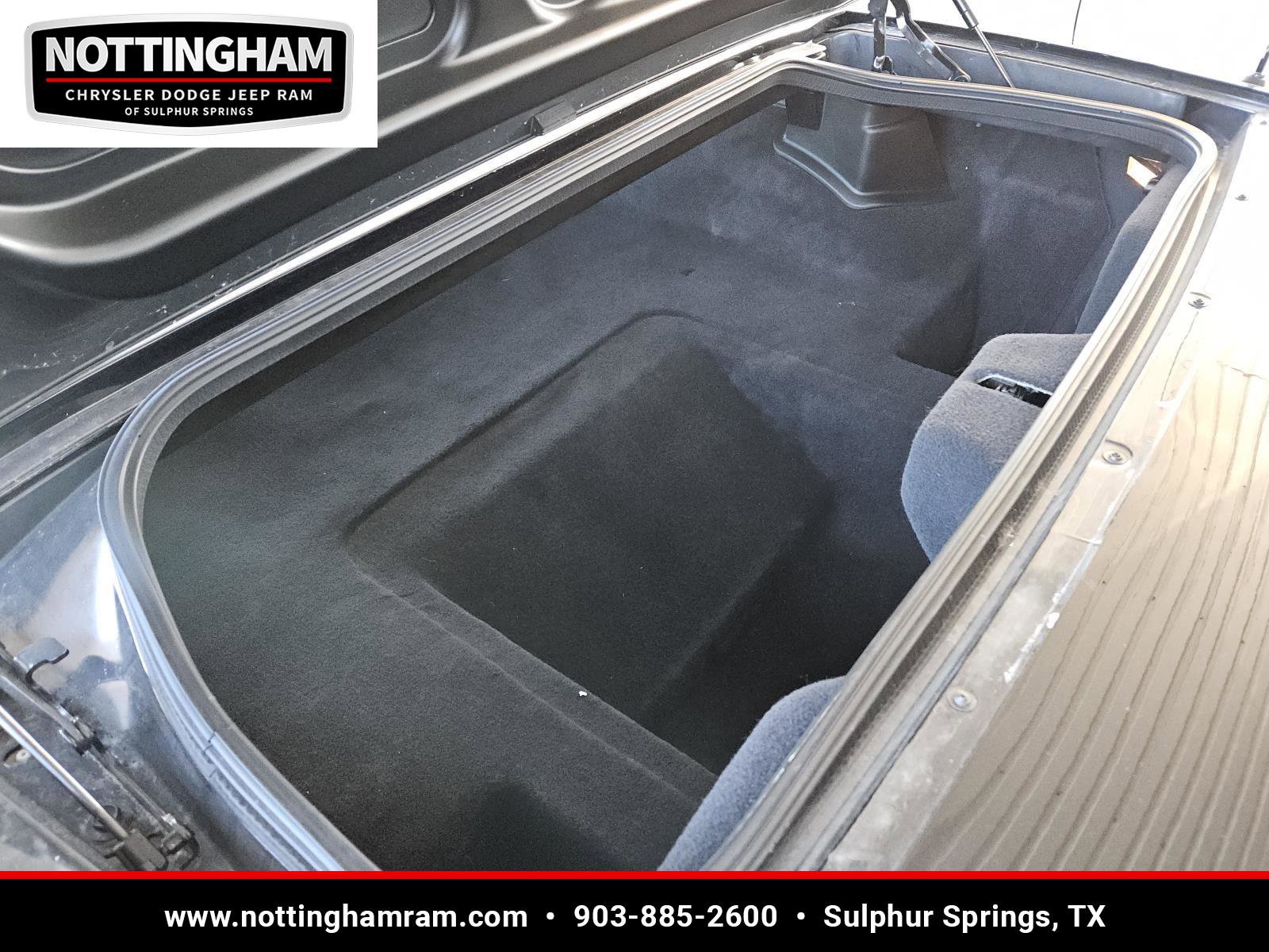 Used 2003 Chevrolet Corvette Z06 w/ Memory Package, 3 Drivers image 7