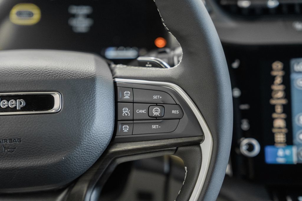 New 2026 Jeep Grand Cherokee L Limited AWD/4WD image 29