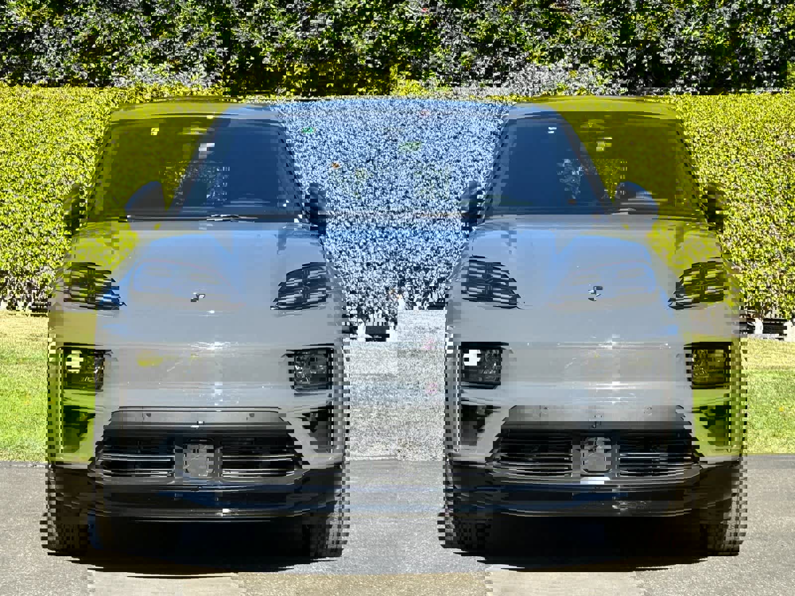 New 2025 Porsche Macan Turbo Electric image 11