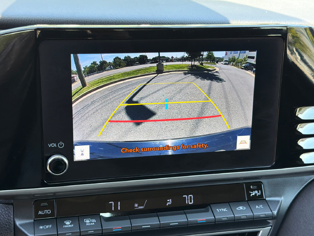 Used 2026 Toyota Camry LE FWD image 27