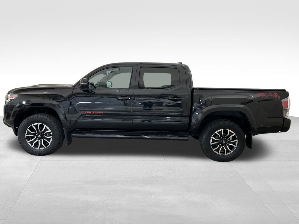 Used 2020 Toyota Tacoma TRD Sport w/ Technology Package video 2