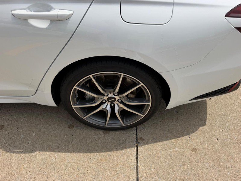 Used 2025 Genesis G70 2.5T AWD/4WD image 5
