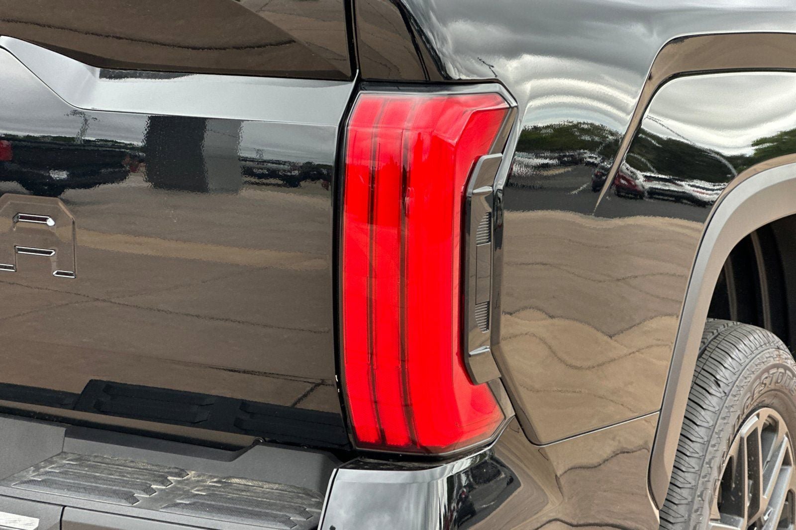 New 2026 Toyota Tundra Limited AWD/4WD image 31