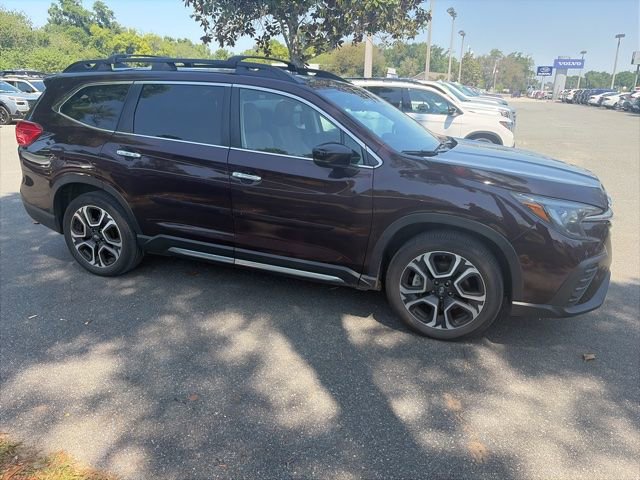 Used 2024 Subaru Ascent Touring AWD/4WD image 2