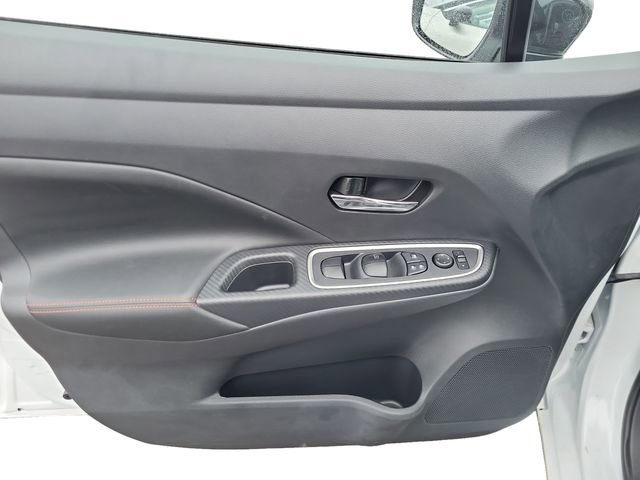 New 2025 Nissan Versa SR w/ Trunk Package image 10