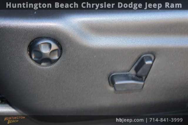 Used 2024 Dodge Durango GT image 35