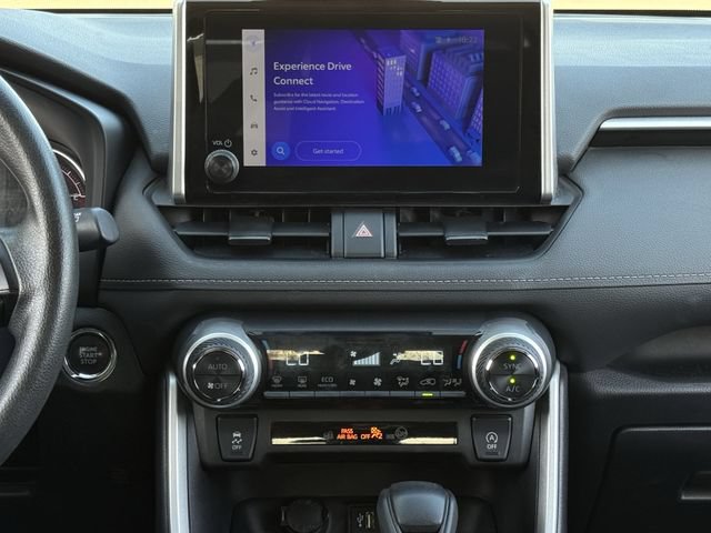 Used 2024 Toyota RAV4 XLE FWD image 17