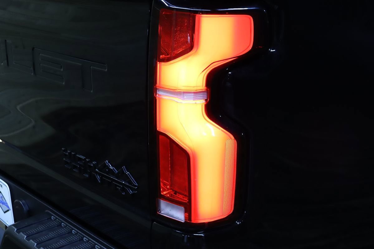 Used 2024 Chevrolet Silverado 2500 High Country w/ High Country Premium Package AWD/4WD image 24