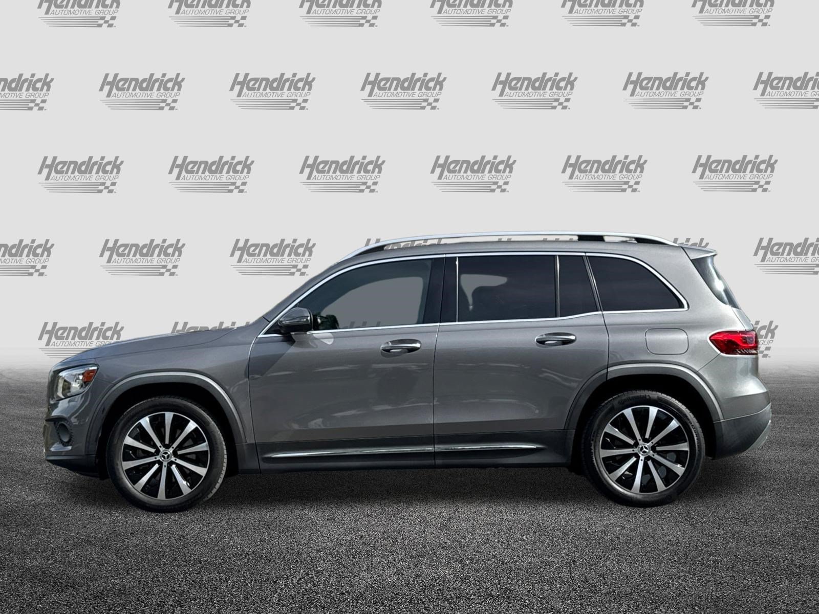 Used 2021 Mercedes-Benz GLB 250 4MATIC image 8