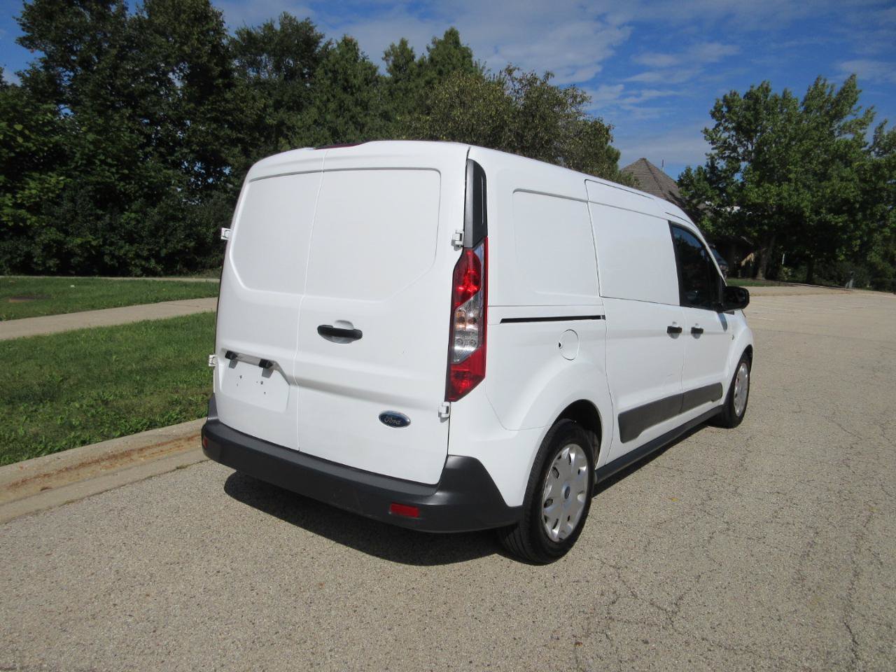 Used 2018 Ford Transit Connect XLT FWD image 10